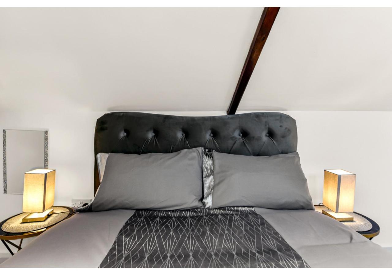 Appartement Sleek And Modern Studio With Minimalist Vibe à Chelmsford Extérieur photo