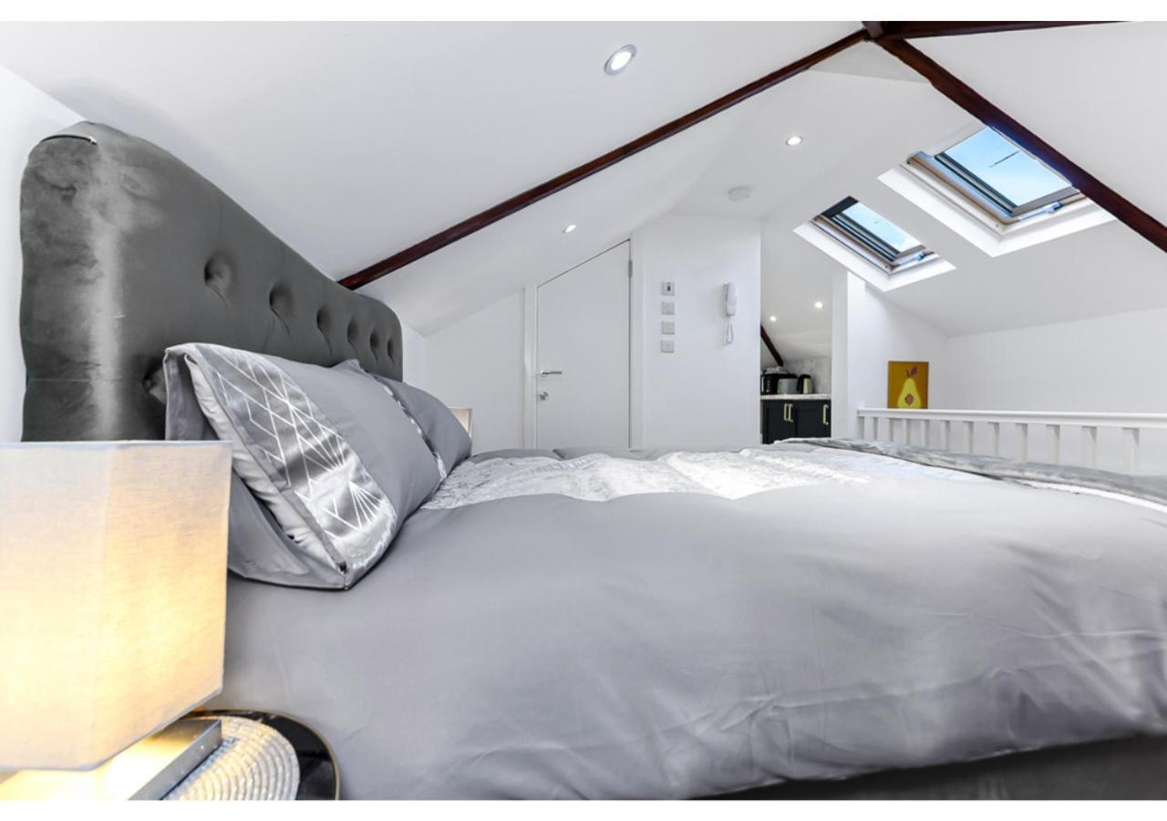 Appartement Sleek And Modern Studio With Minimalist Vibe à Chelmsford Extérieur photo